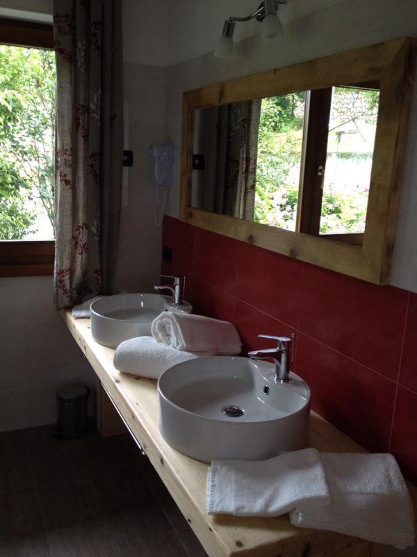 Fra Rose E Mughi Panzió Domegge di Cadore Kültér fotó